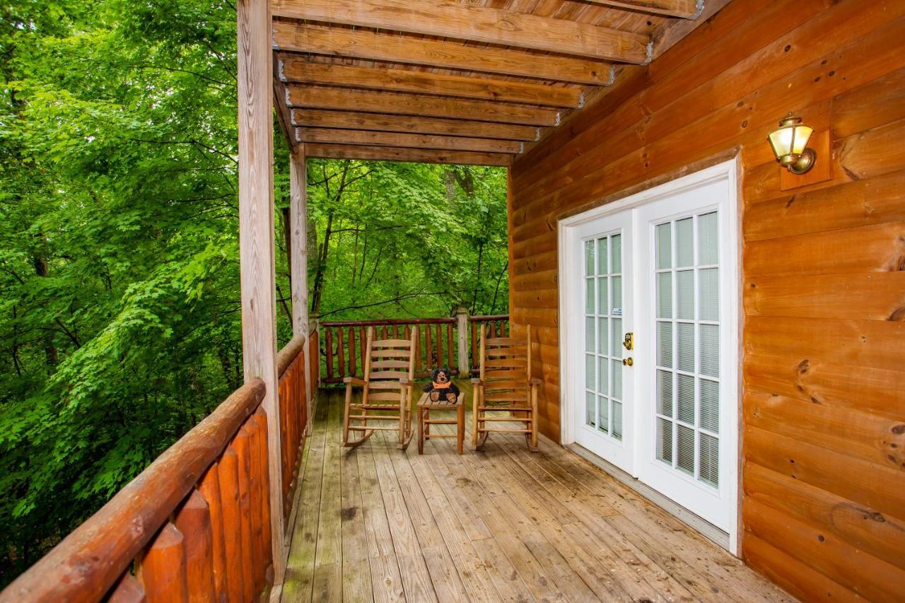 Suite Sensations, Hot Tub, Pool Table, 1089 Free Tickets Each Paid Day, Dollywood And More Pigeon Forge Eksteriør billede