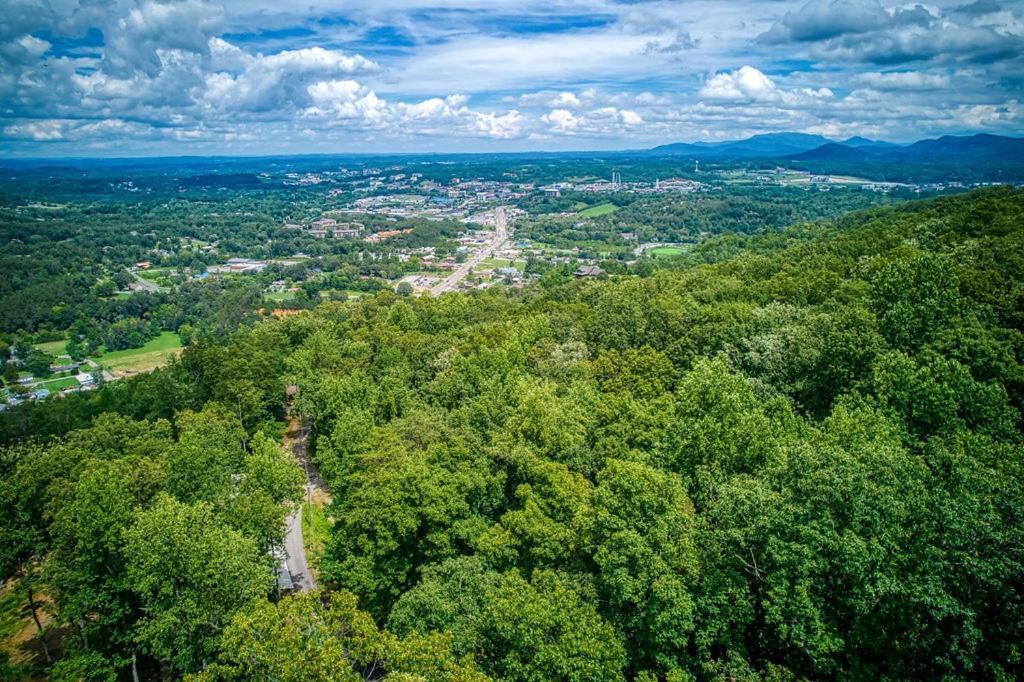 Suite Sensations, Hot Tub, Pool Table, 1089 Free Tickets Each Paid Day, Dollywood And More Pigeon Forge Eksteriør billede